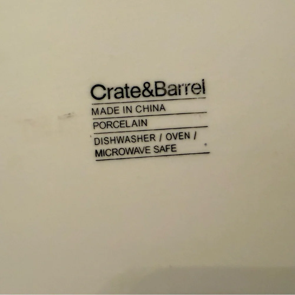 CRATE & BARREL BAKING DISH WHITE PORCELAIN OVAL HOME KITCHEN BAKEWEAR